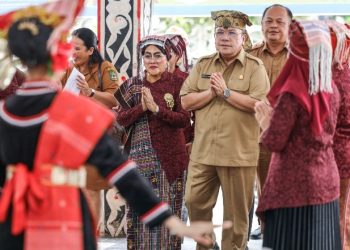 Wali Kota Pematangsiantar Wesly Silalahi, SH, MKn di Sambut Panitia di Peringatan Hari Anak Nasional Ke - 42 Tahun 2026 di Kota Pematangsiantar.