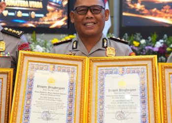 Kapolres Simalungun Ucapkan Terima Kasih Kepada Seluruh Personel Atas Raihan Dua Penghargaan Bergengsi dari Kementerian PANRB.