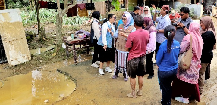 Gerak Cepat Tangani Dampak Banjir di Serbalawan, Pemkab Simalungun Bersama TNI, Polri & Warga Gotong Royong Pulihkan Permukiman.