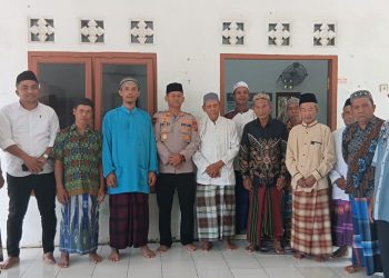 Jaga Kondusivitas Wilayah, Polsek Silou Kahean Kawal Ibadah Salat Jumat di Nagori Silau Dunia.