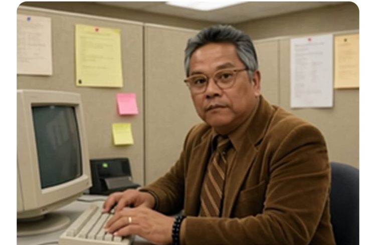 Teks Foto : Robert Tua Siregar, Ph.D. Specialist Manajemen Pembangunan.
