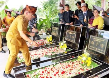 dr. Djasamen Saragih, Putra Pertama Simalungun Bergelar Dokter Kini Makamnya Dipugar & Diresmikan.