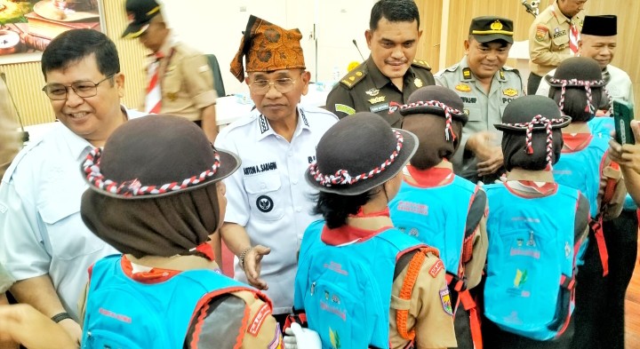 Dukung Pembentukan Karakter Generasi Muda, Bupati Simalungun Berangkatkan 38 Anggota Pramuka Ikuti Jamnas XII Tahun 2026.