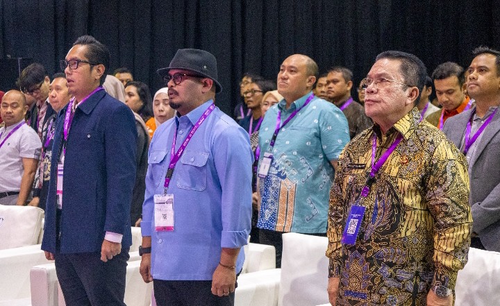 Walikota Pematangsiantar Wesly Silalahi, SH, MKn Hadiri Pertemuan APEKSi di Jakarta.