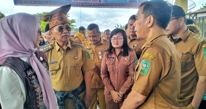 Berkunjung ke Nagori Purba Sinombah, Bupati Simalungun Ajak Warga Bersatu Bangun Daerah.