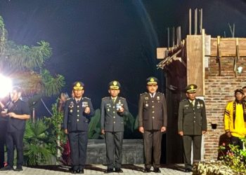 Hening di Tengah Malam, Kapolres Simalungun Beri Penghormatan Untuk Pahlawan Tuan Rondahaim Jelang HUT RI Ke - 81.