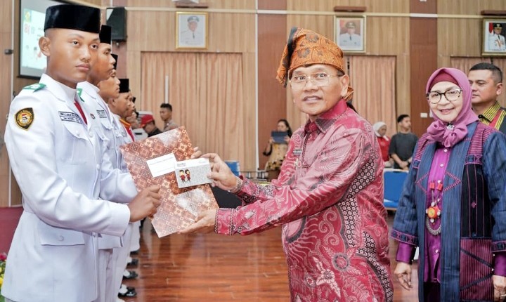 Bupati Simalungun Apresiasi Paskibraka 2026, Sukses Laksanakan Tugas.