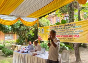 Wakil Ketua DPRD Kota Pematangsiantar Ir. Daud Simanjuntak, MM Menyampaikan Kata Sambutan di Kegiatan Sosper.