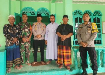 Jaga Kekhusyukan Ibadah, Kapolsek Silou Kahean Perkuat Kamtibmas & Ajak Jamaah Perangi Narkoba.