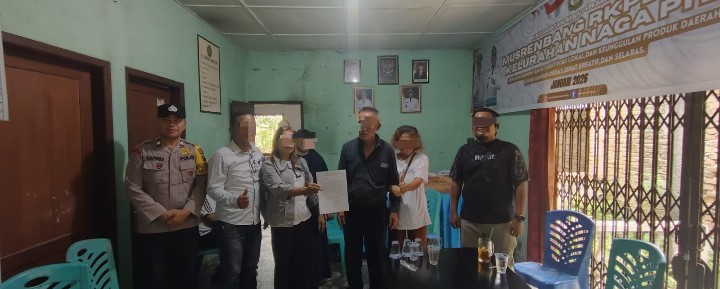 Bhabinkamtibmas Polsek Siantar Martoba Mediasi Masalah Warga Binaan.