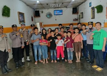 Kapolsek Siantar Utara Sambang Kamtibmas di Panti Asuhan Grace.