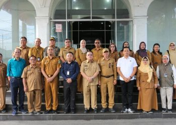 Wali Kota Pematangsiantar Wesly Silalahi, SH, MKn Kepas Tim Inspeksi Mendadak  Dalam Rangka Menjaga Stabilisasi Pasokan & Harga Pangan Pokok Barang Penting Pada Pelaku Distribusi Barang, Sekaligus Pengendalian Inflasi Daerah di Kota Pematangsiantar.
