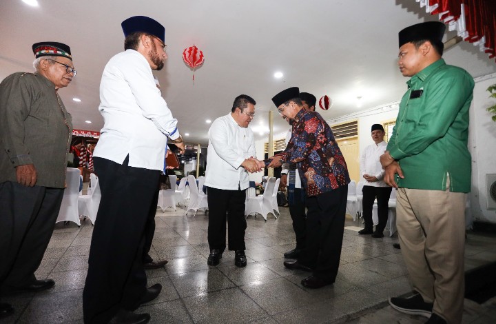 Wali Kota Pematangsiantar Wesly Silalahi, SH, MKn Menjamu Utusan MUI Pusat & MUI Sumut.