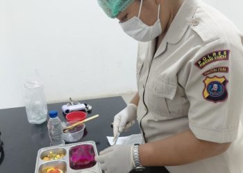 Dokkes Polres Pematangsiantar Laksanakan Safety Food Pastikan Menu MBG di SPPG YKB Aman.