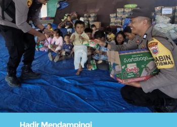 Senyum Anak - anak Korban Erupsi di Karo, Bukti Kepedulian Polri di Tengah Bencana.