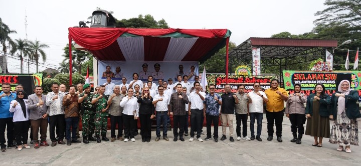 Wali Kota Pematangsiantar Wesly Silalahi, SH, MKn Diwakili Staf Ahli Bidang Pembangunan Muhammad Hamdani Lubis, SH, Hadiri Pelantikan Pengurus SMSI Kota Pematangsiantar - Kabupaten Simalungun Periode 2026 - 2029.