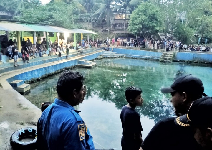 BPBD Kabupaten Simalungun Turunkan Personel Bantu Cari Warga Yang Hilang di Sungai Lobang.
