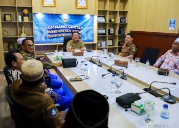 Wali Kota Pematangsiantar Wesly Silalahi, SH , MKn Menerima Audiensi FKUB Kota Pematangsiantar.
