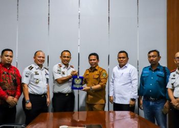 Wali Kota Pematangsiantar Wesly Silalahi, SH, MKn Diwakili Sekda Junaedi Antonius Sitanggang, SSTP, MSi Sambut Kehadiran Rombongan Dari Kanwil Ditjenpas Sumut.
