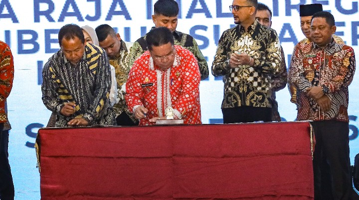 Wali Kota Pematangsiantar Wesly Silalahi, SH, MKn & Ketua DPRD Timbul Marganda Lingga, SH Hadiri Acara Rakor Penguatan Tata Kelola Pemerintah Daerah dan Pencegahan Korupsi Dalam Penyelenggaraan Pemerintah Daerah di Provinsi Sumut.