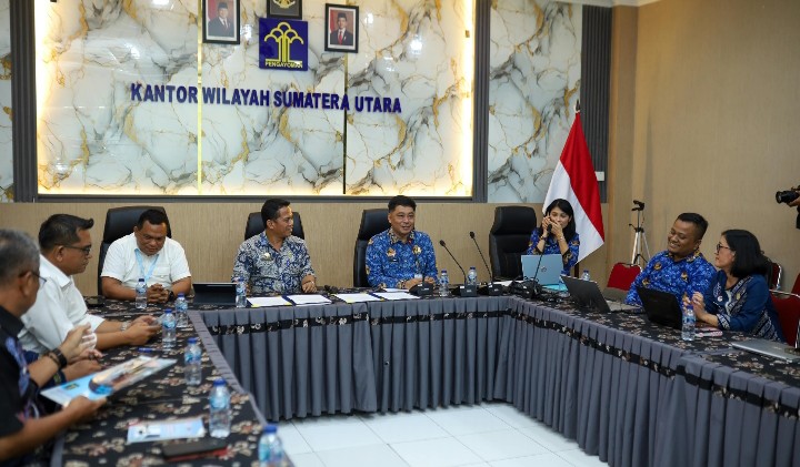Pemko Pematangsiantar & Kemenkum RI Wilayah Sumut Menggelar Rapat Harmonisasi Rancangan Perwa Pematangsiantar Tentang Master Plan Kota Cerdas Kota Pematangsiantar.