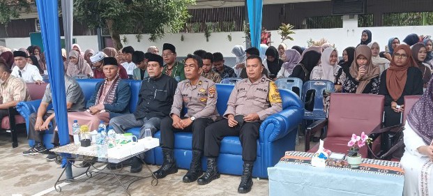 Wakapolsek Siantar Martoba Hadiri Peringatan Maulid Nabi Muhammad SAW 1448 H di SMAN 5.