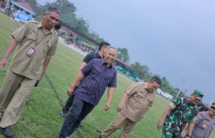 Ketua DPRD Kota Pematangsiantar Timbul Marganda Lingga, SH Saksikan Laga Pembuka Turnamen Sepak Bola Wali Kota Cup Tahun 2026.