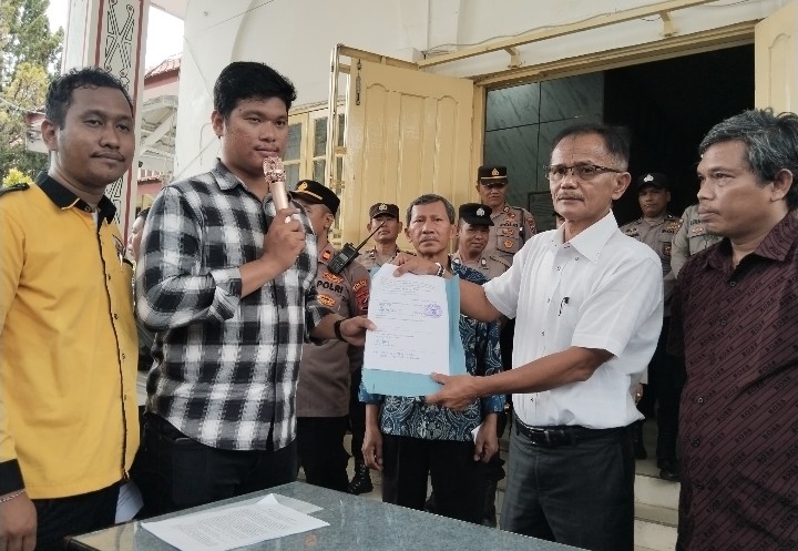 DPRD Tandatangani Kesepakatan Dengan GAMPERA.