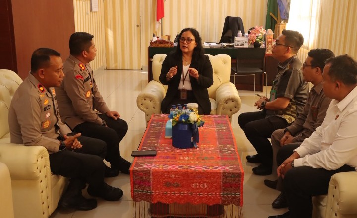 Awali Tugas Sebagai Kapolres, AKBP Dhana Noer Kurniawan Silaturahmi Ke Ketua PN Pematangsiantar.
