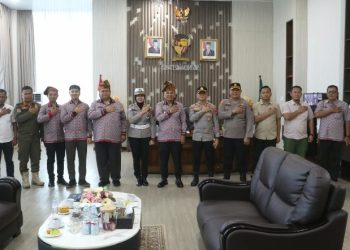 Kapolres Simalungun Sambangi Bupati, Perkuat Sinergi Jaga Kamtibmas & Pelayanan Publik.