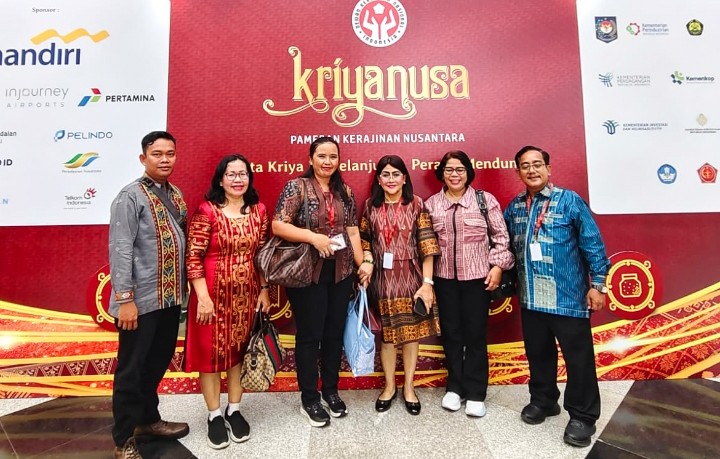 Ketua Dekranasda Kota Pematangsiantar Ny Wesly Silalahi Hadiri Pameran Kerajinan Nusantara bertajuk Kriyanusa Tahun 2026.