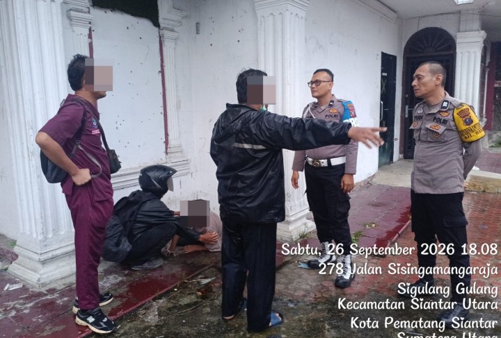 Respons Cepat Call Centre 110, Polsek Siantar Utara Antar Lansia Terlantar kepada Keluarga.