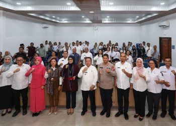 Wali Kota Pematangsiantar Wesly Silalahi, SH, MKn Buka Secara Resmi Kegiatan Edukasi Pasar Modal Untuk Kalangan PNS Muda, UMKM, TP PKK, & Bhayangkari.