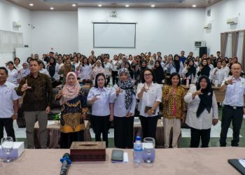Wali Kota Pematangsiantar Wesly Silalahi, SH, MKn Diwakili Staf Ahli Bidang Pemerintahan Dra Happy Oikumenis Daely Hadiri Acara Bimtek Literasi Informasi Untuk Pustakawan, Guru, dan Pegiat Literasi Tahun 2026 Kota Pematangsiantar.