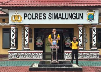 Wakapolres Simalungun Tegaskan Dukungan Penuh Terhadap Kebijakan Baru Kapolri Dalam Apel Pagi Personel.