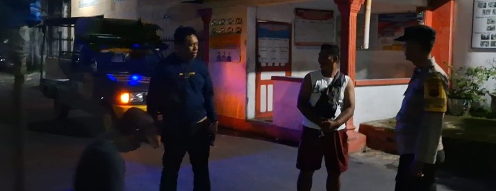 Bhabinkamtibmas Polsek Siantar Selatan SALING di Pos Kamling.