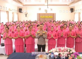 Hadir di Tengah Masyarakat, Kapolres Simalungun Ajak Bhayangkari Wujudkan Polri Sebagai Sahabat Yang Melindungi & Mengayomi.