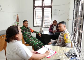 Bhabinkamtibmas Polsek Siantar Marihat Respons Keluhan Warga Soal Anjing Agresif.