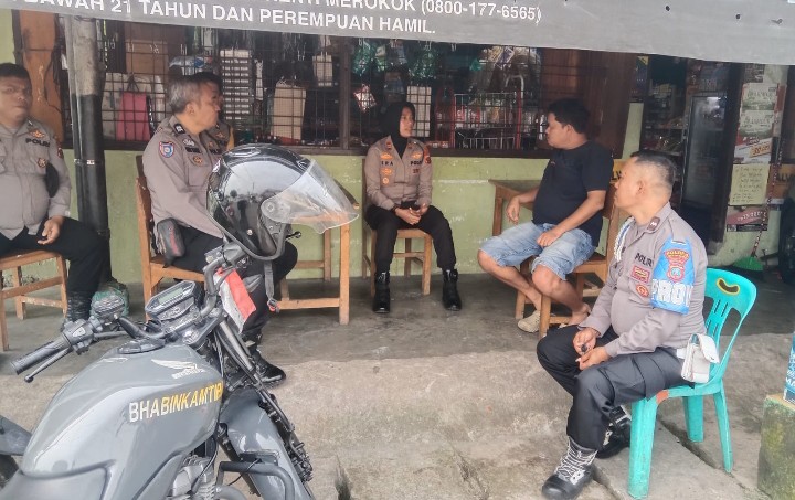 Kapolsek Siantar Selatan Dukung Usulan Warga Pembentukan Pos Kamling di Jalan Toba II.