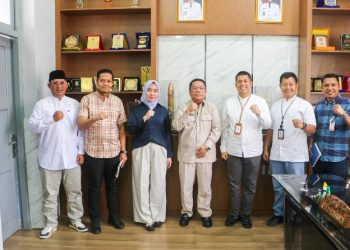 Wali Kota Pematangsiantar Wesly Silalahi, SH, MKn Sambut Audiensi & Silaturahmi Kepala Cabang Bank Sumut Syariah Pematangsiantar Syufri Ananda Putra Lubis.