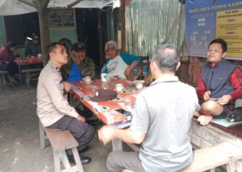 Polsek Siantar Barat Ajak Warga Jalan Jawa Bersama Sama Perangi Narkoba.