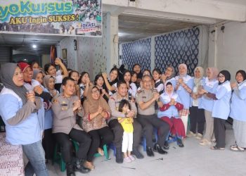 Dukung Program Poliran, Kapolres Pematangsiantar Kunjungi LPK Mahkota.