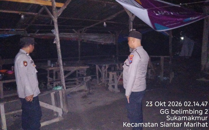Respon Laporan Warga Polseķ Siantar Marihat Cek Warung Tuak.