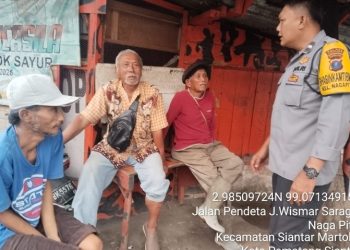 Sampaikan Pesan Kamtibmas Polsek Siantar Martoba Sambangi Warga.