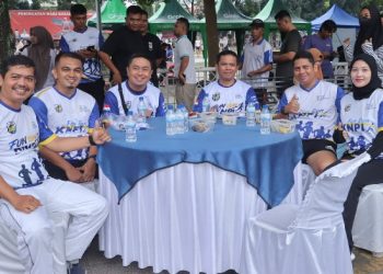 Kapolres Pematangsiantar Bersama Ketua Bhayangkari Cabang Hadiri Fun Run dan Car Free Day KNPI.