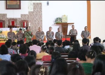 Waspada Hoax, Kapolres Simalungun Ajak Jemaat Gereja Katolik St. Petrus & Paulus Saring Informasi Lewat Safari Minggu Kasih.