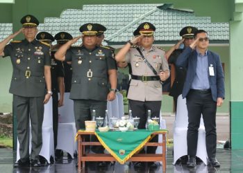 Kapolres Pematangsiantar Hadiri Upacara Penutupan DIKMABA IF TNI AD Gel II TA. 2026.