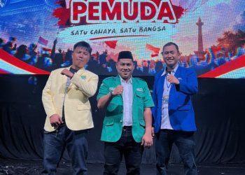 Teks Foto : Panitia Kirab Kebangsaan Saat Foto Bersama.
