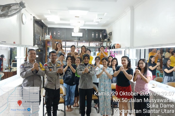 Dukung Program Poliran, Kapolsek Siantar Utara Kunjungi Pelatihan Salon Kecantikan.