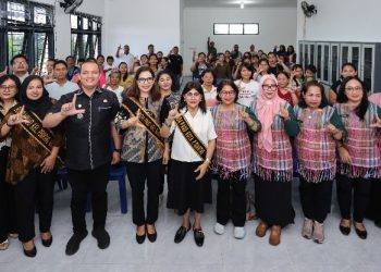 Bunda PAUD Kota Pematangsiantar Ny Liswati Wesly Silalahi Hadiri Kegiatan Parenting Class PAUD Se - Kecamatan Siantar Marimbun.